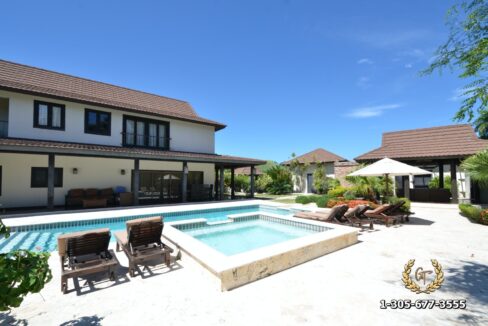 Puerto Plata Luxury Villa outdoor swimming pool.