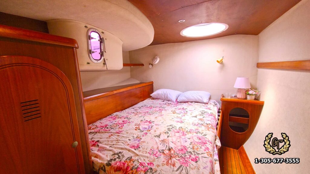 Stateroom 1 in the catamaran